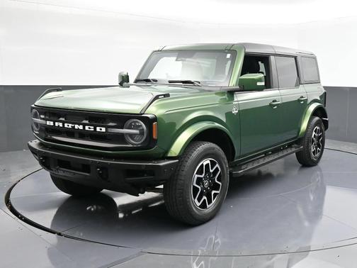 2022 Ford Bronco Outer Banks