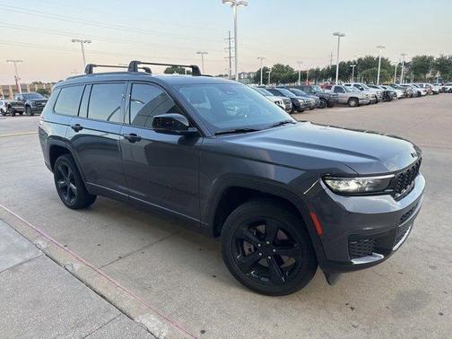 2024 Jeep Grand Cherokee L Laredo