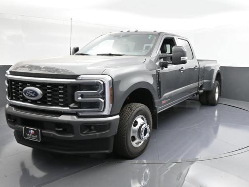 2025 Ford F-350 Platinum