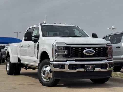 2025 Ford F-350 Lariat Super Duty