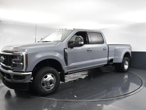 2025 Ford F-350 Lariat Super Duty