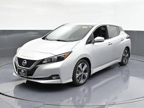 2022 Nissan Leaf SV