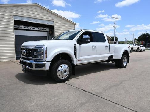 2025 Ford F-450 King Ranch