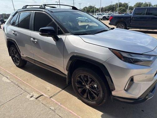 2025 Toyota RAV4 Hybrid XSE