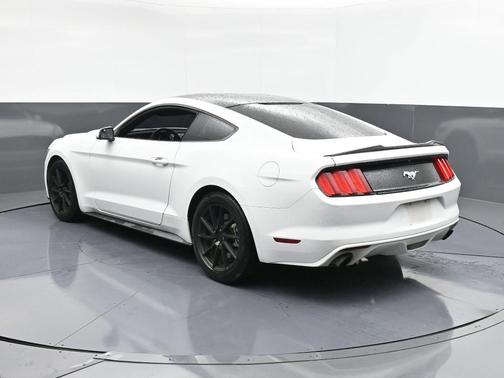 2017 Ford Mustang EcoBoost