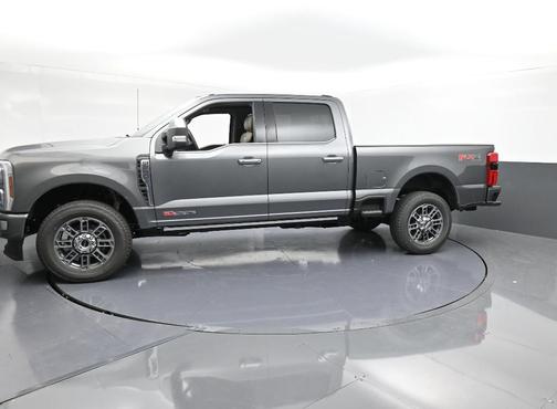 2025 Ford F-250 Platinum