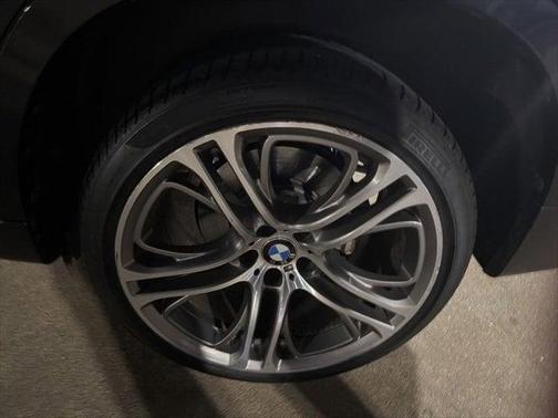 2017 BMW X6 xDrive50i