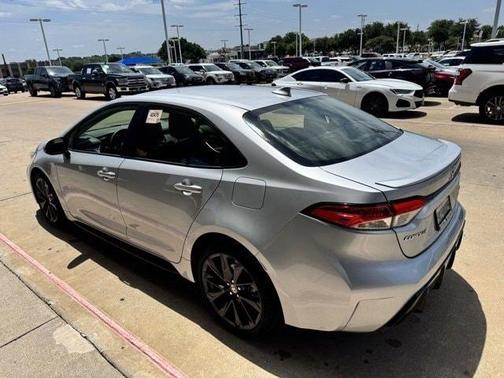 2024 Toyota Corolla Hybrid SE