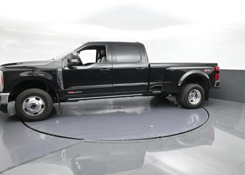 2023 Ford F-350 Lariat Super Duty