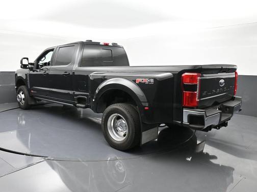 2023 Ford F-350 Lariat Super Duty
