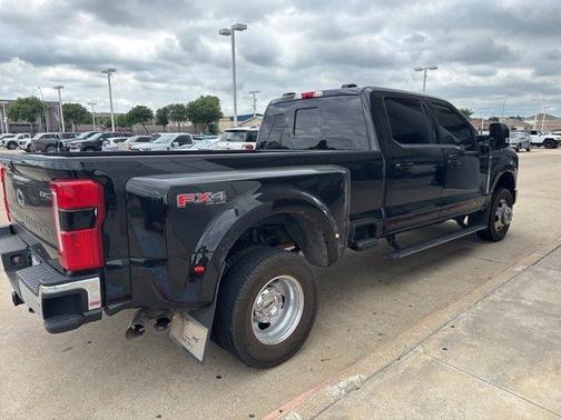 2023 Ford F-350 Lariat Super Duty