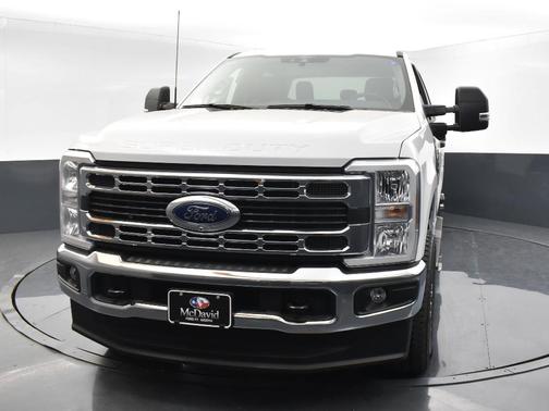 2025 Ford F-350 XLT