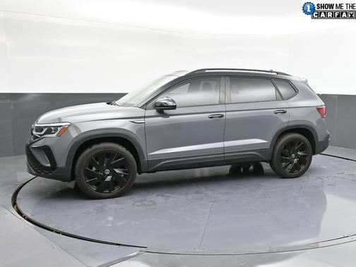 Pure Gray W/Black Roof 2024 Volkswagen Taos 1.5T SE Black SUV