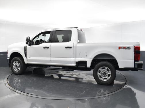 2025 Ford F-250 XLT