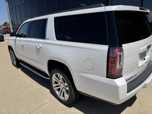 2020 GMC Yukon XL SLT