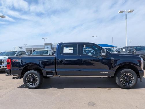 2025 Ford F-250 Platinum