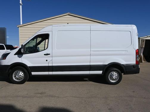 2024 Ford Transit-250 148 WB Medium Roof Cargo