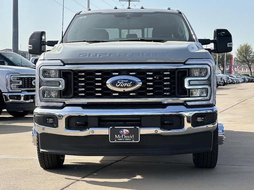2025 Ford F-350 Lariat Super Duty