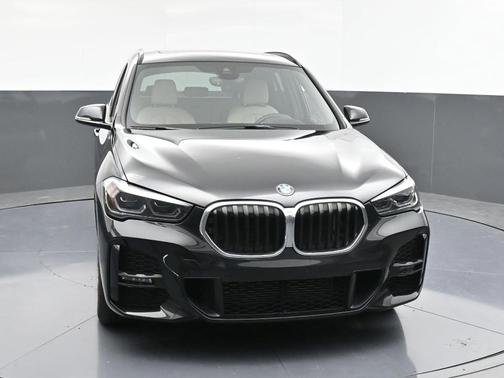 2022 BMW X1 sDrive28i