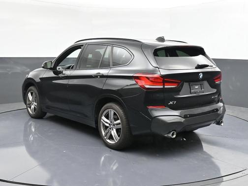 2022 BMW X1 sDrive28i