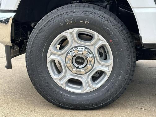 2025 Ford F-350 XLT