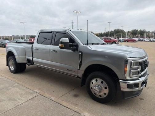 2023 Ford F-350 Lariat Super Duty