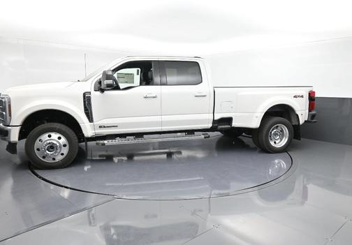 2026 Ford F-450 Lariat