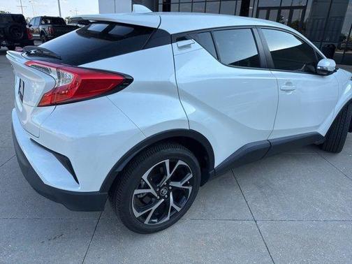 2019 Toyota C-HR XLE