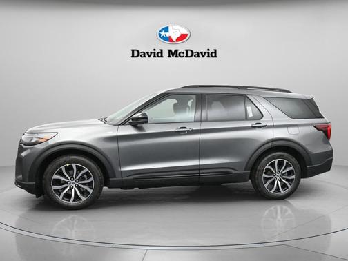 Carbonized Gray Metallic 2026 Ford Explorer ST-Line