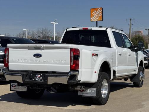 2025 Ford F-350 Lariat Super Duty