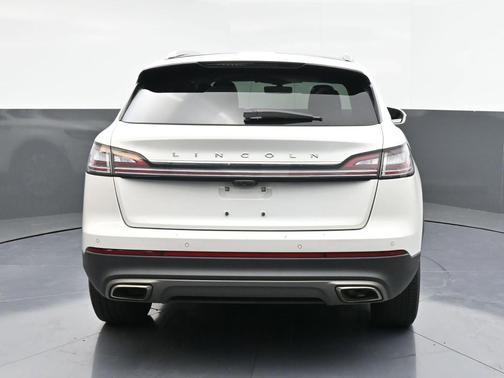 2021 Lincoln Nautilus Reserve