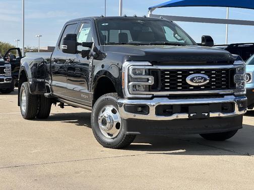 2025 Ford F-350 Lariat Super Duty