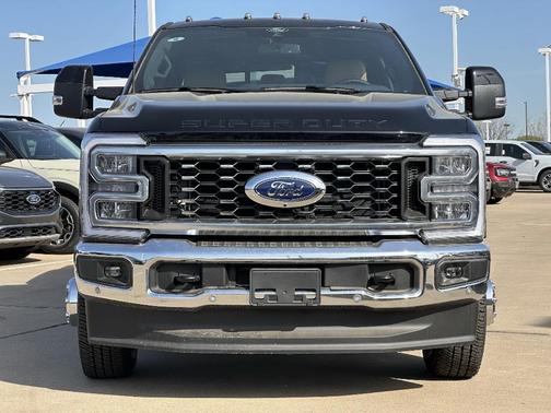 2025 Ford F-350 Lariat Super Duty
