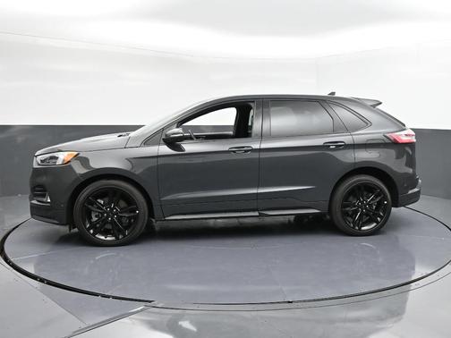 2021 Ford Edge ST