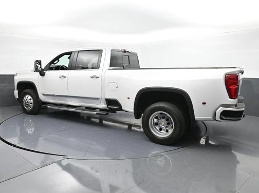 2024 Chevrolet Silverado 3500 High Country