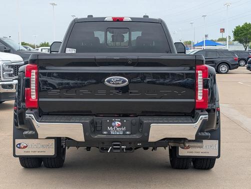 2025 Ford F-350 Lariat Super Duty