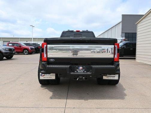 2025 Ford F-450 Platinum