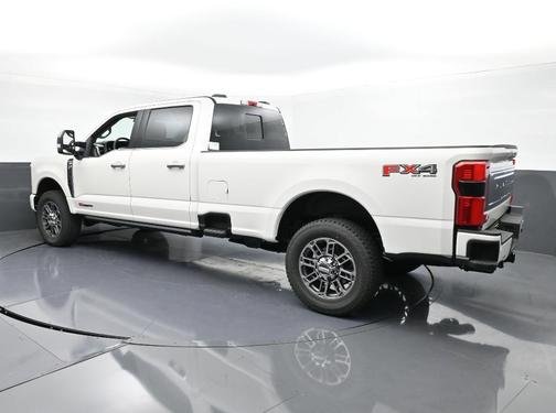 2025 Ford F-350 Platinum