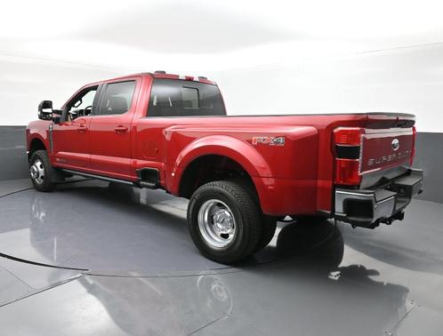 2024 Ford F-350 Lariat Super Duty