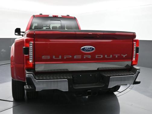 2024 Ford F-350 Lariat Super Duty