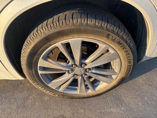 2023 Cadillac XT6 Premium Luxury FWD