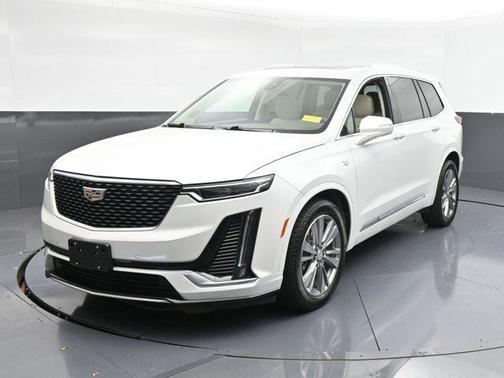 2023 Cadillac XT6 Premium Luxury FWD