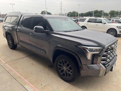 2022 Toyota Tundra Platinum