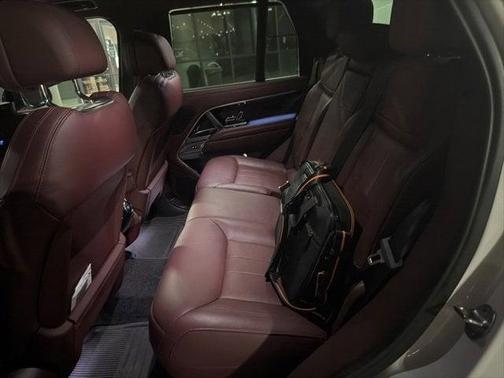 2023 Land Rover Range Rover P530 SE