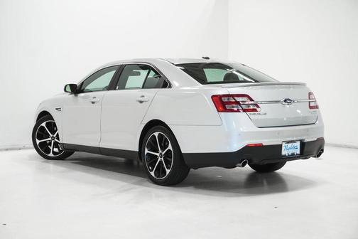 2015 Ford Taurus Limited