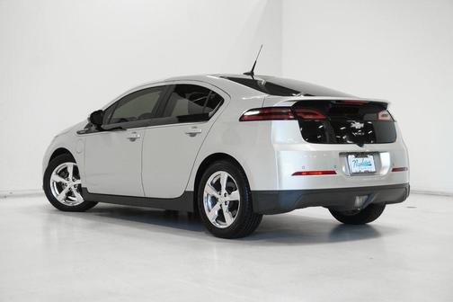 2012 Chevrolet Volt Base