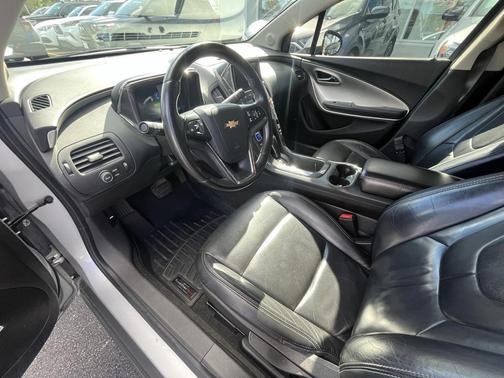 2012 Chevrolet Volt Base