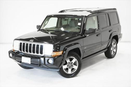 2008 Jeep Commander Sport