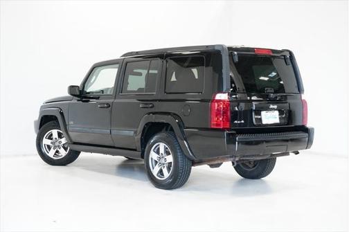 2008 Jeep Commander Sport