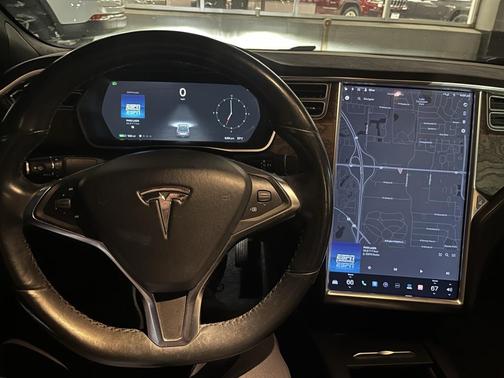 2016 Tesla Model S 75D